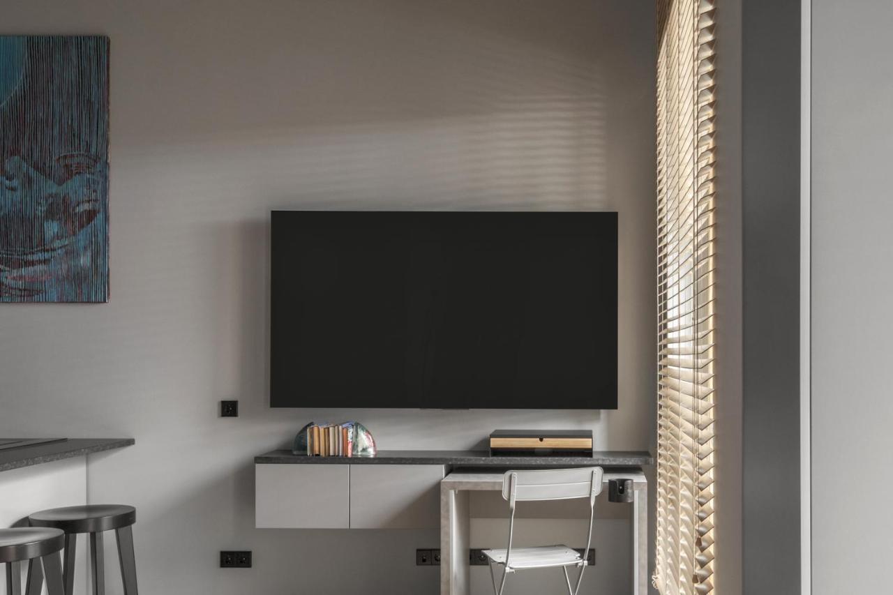 Ivis House Modern Apartment In Vilnius Old Town With Balcony Βίλνιους Εξωτερικό φωτογραφία