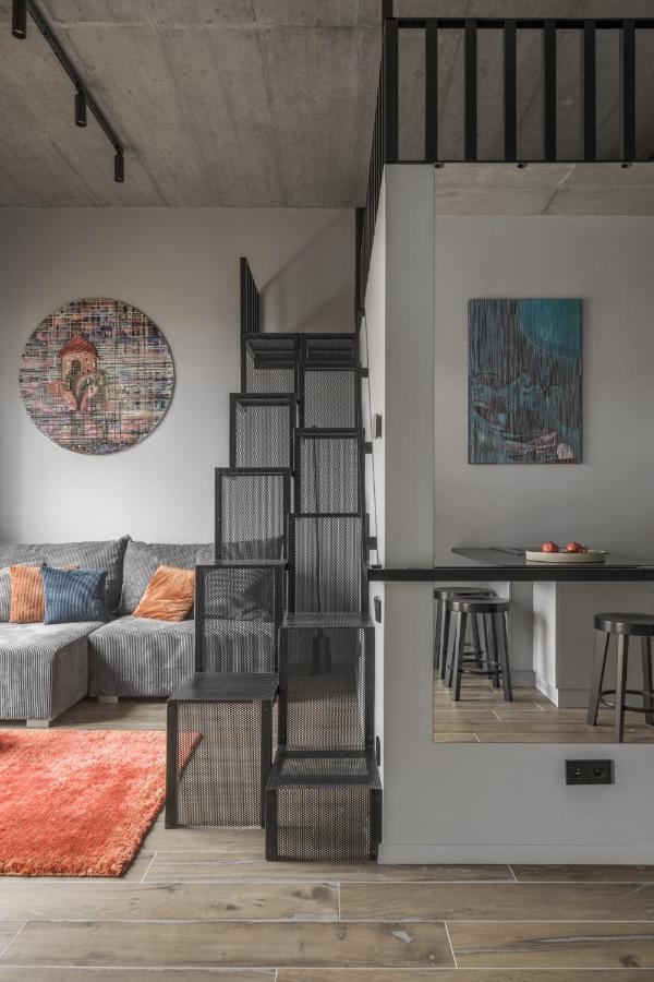 Ivis House Modern Apartment In Vilnius Old Town With Balcony Βίλνιους Εξωτερικό φωτογραφία