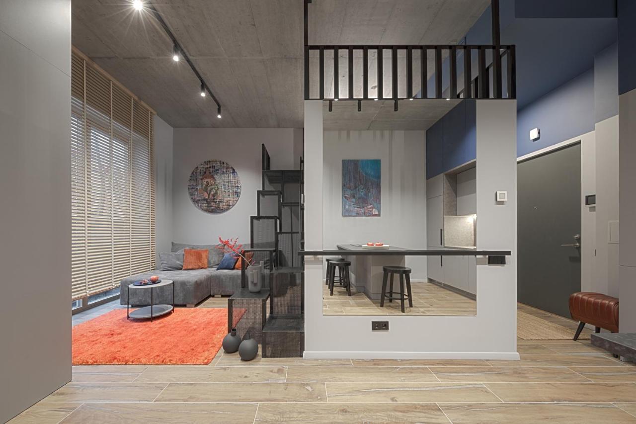 Ivis House Modern Apartment In Vilnius Old Town With Balcony Βίλνιους Εξωτερικό φωτογραφία
